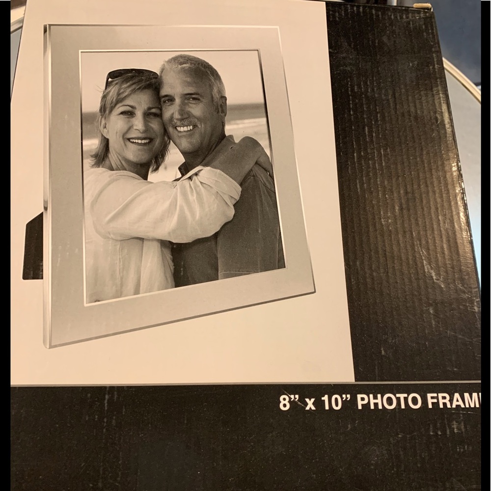 Silver picture frame